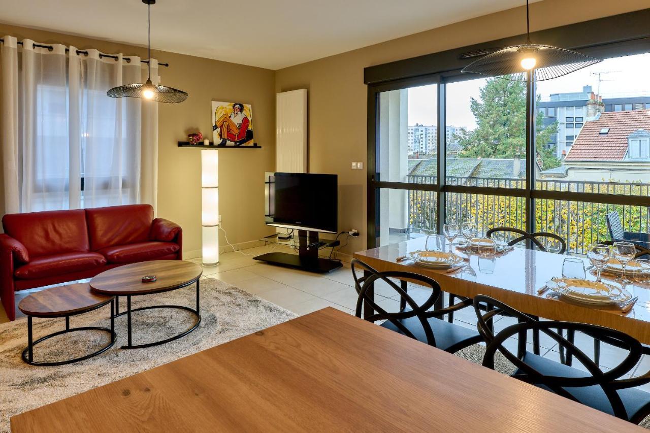 Le Manou, Appartement Neuf Avec Terrasse, Parking Sous-Terrain & Ascenseur By Primo C0Nciergerie Nevers Bagian luar foto